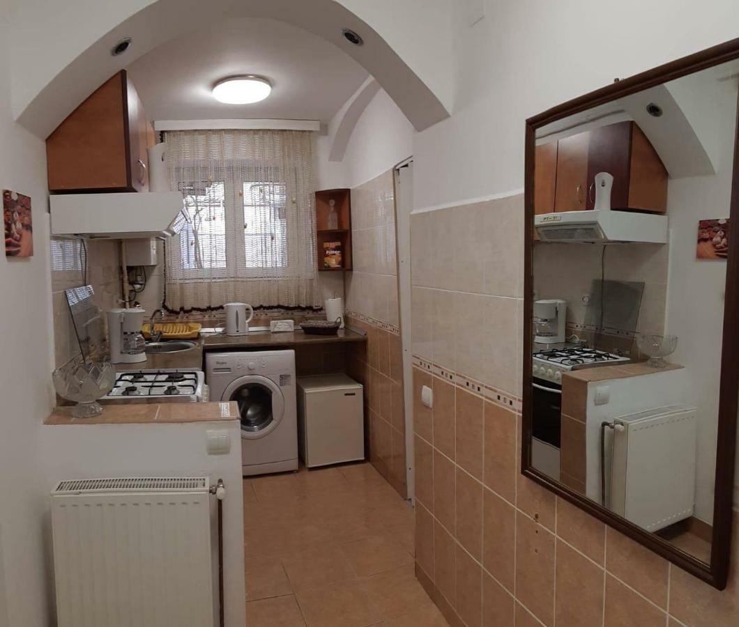 براشوف Tudor Apartment المظهر الخارجي الصورة